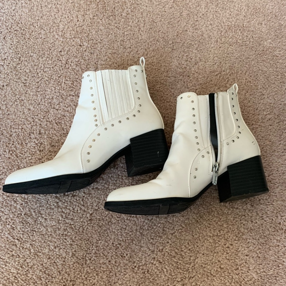 Circus by Sam Edelman white booties